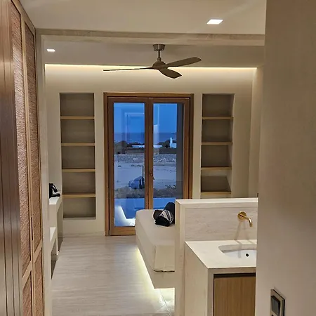 Newly-built Luxury In Ysterni, Paros, 200m From The Beach And 7min From Naoussa Villa *