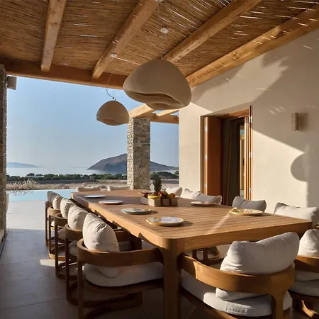 Newly-built Luxury In Ysterni, Paros, 200m From The Beach And 7min From Naoussa *